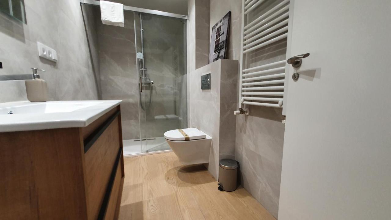 Auditorio Vicele - 2 Hab Y Sofa-Cama - Wifi - Vut-3692-As 奥维耶多 外观 照片