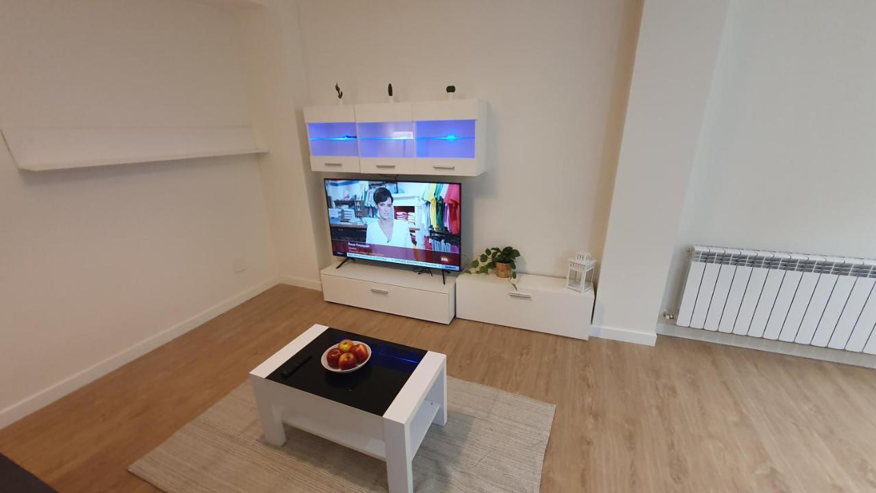 Auditorio Vicele - 2 Hab Y Sofa-Cama - Wifi - Vut-3692-As 奥维耶多 外观 照片